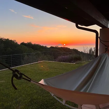 Green In Angisi Gæstehus Drapia