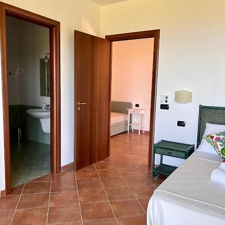 Green In Angisi Gæstehus Drapia