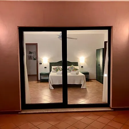 Villa Angisi Green Apartment 4* Drapia